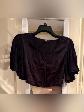 🖤 Express Black Satin Flutter Sleeve Crop Top | Small